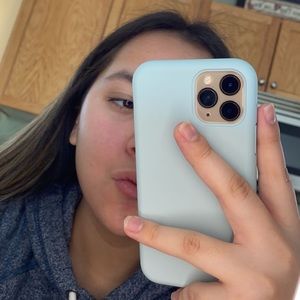 Meet your Posher, Mallory